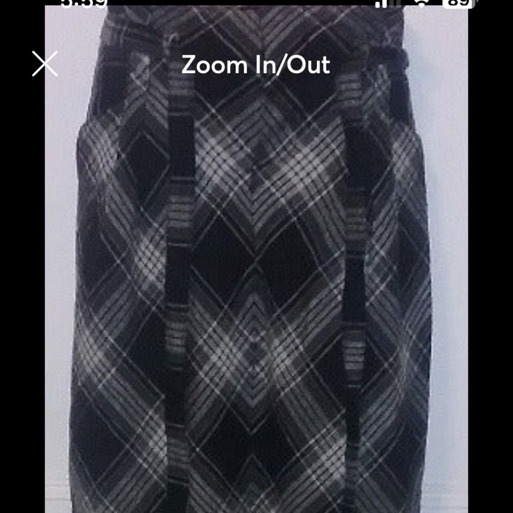 Old Navy 
Plaid Black/Gray Women's Skirt